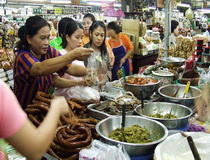 chiang mai markets, attractions in chiang mai, chiang mai attractions