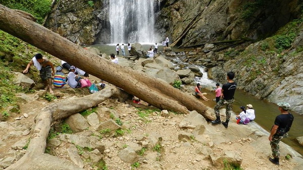 khun kon waterfall, khunkon waterfall, khun kon waterfalls, khunkon waterfalls