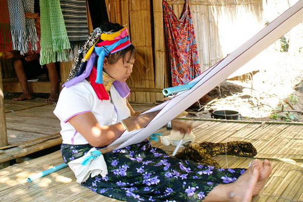 maehongson loop tour, chiang mai to maehongson loop tour, maehongson tours, baan huai sertao, longneck village baan huai sertao