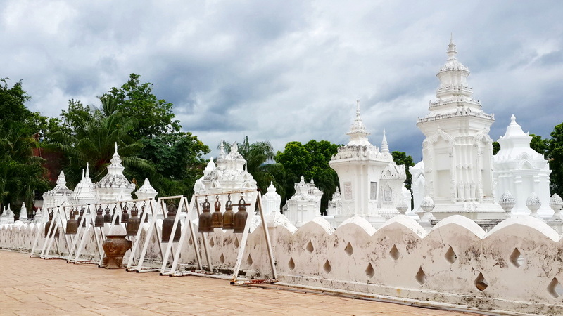 suan dok temple, wat suan dok, important temple in chiang mai suan dok temple, wat suan dok, important temple in chiang mai