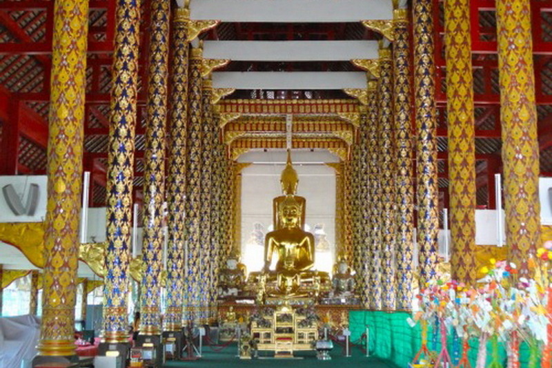 suan dok temple, wat suan dok, important temple in chiang mai