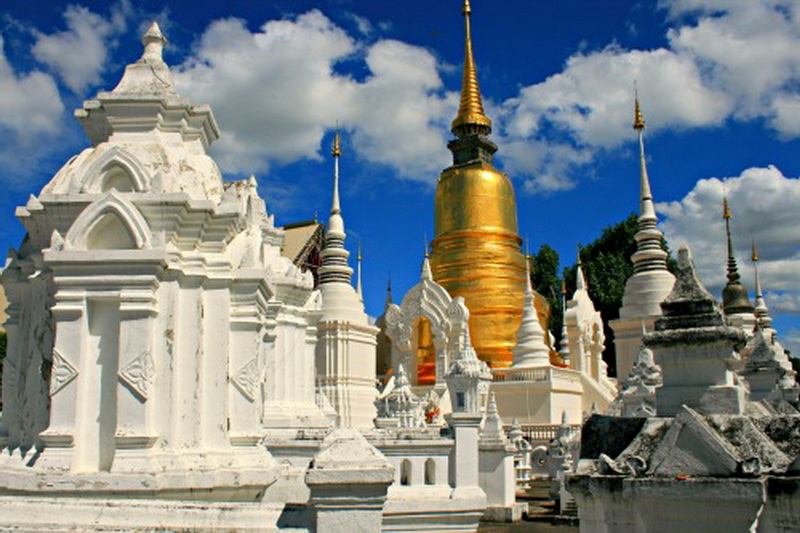 suan dok temple, wat suan dok, important temple in chiang mai