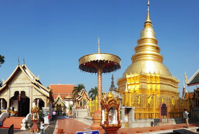 phrathat hariphunchai