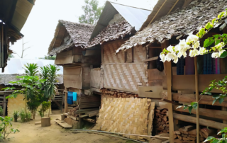baan nam phiang din, ban nam phiang din, nam phiang din long neck village, nam phiang din village, ban nam phiang din long neck, ban nam phiang din long neck village