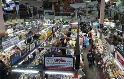 warorot market, kad luang, chiang mai market