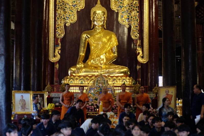 phan tao temple, wat phan tao, attractions temple in chiang mai