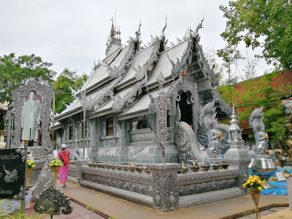 sri suphan temple, wat sri suphan, silver temple chiang mai