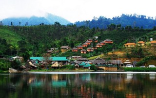 ban rak thai, baan rak thai, ban rak thai mae hong son, ban rak thai maehongson