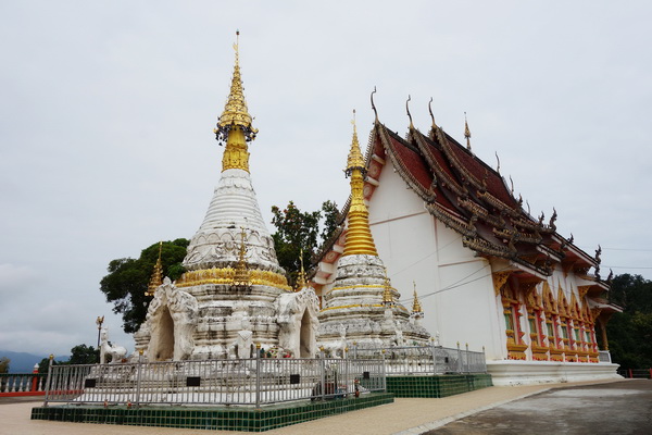 wat phra that chom chaeng, wat phrathat chom chaeng, phra that chom chaeng temple, phrathat chom chaeng temple