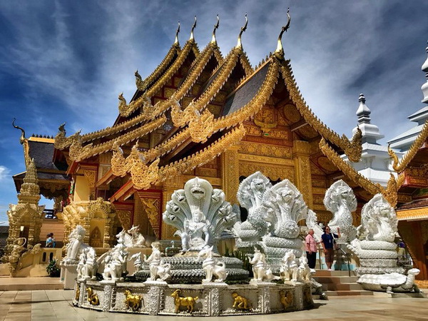 wat san pa yang luang, san pa yang luang temple, wat san pha yang luang, san pha yang luang temple, san pa yang luang, wat san pa yang luang lamphun, san pa yang luang temple lamphun