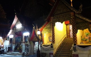 chiang mai evening tour, tour doi suthep in the evening, doi suthep evening tour