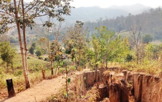 land split, land split in pai, tour pai green season, tour pai, budget tour in pai, pai join in group tour