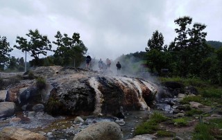 muang pang hot spring, muang phang hot spring, tour pai green season, tour pai, budget tour in pai, pai join in group tour