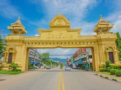 muang laplae, muang laplae museum, muang laplae uttaradit, uttaradit town gate