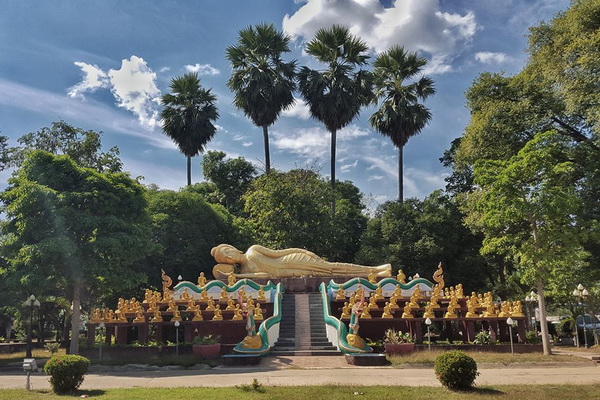 wat phra barommathat tung yang, wat phra borommathat tung yang, wat tung yang, wat phra barommathat, wat phra borommathat, important temple in uttaradit