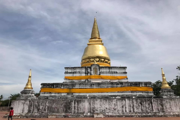 wat phra barommathat tung yang, wat phra borommathat tung yang, wat tung yang, wat phra barommathat, wat phra borommathat, important temple in uttaradit