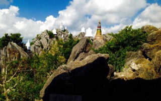 wat chaloem phra kiat, lampang day tour, one day tour lampang, tour to lampang, lampang tour