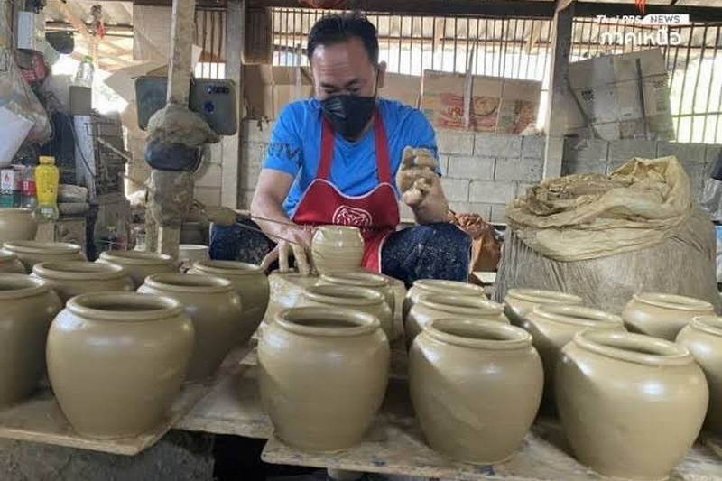 pottery workshop, ban muang kung pottery workshop, ban muang kung, chiang mai workshop, chiang mai learning, chiang mai craft, chiang mai hands-on learning, chiang mai handmade learning